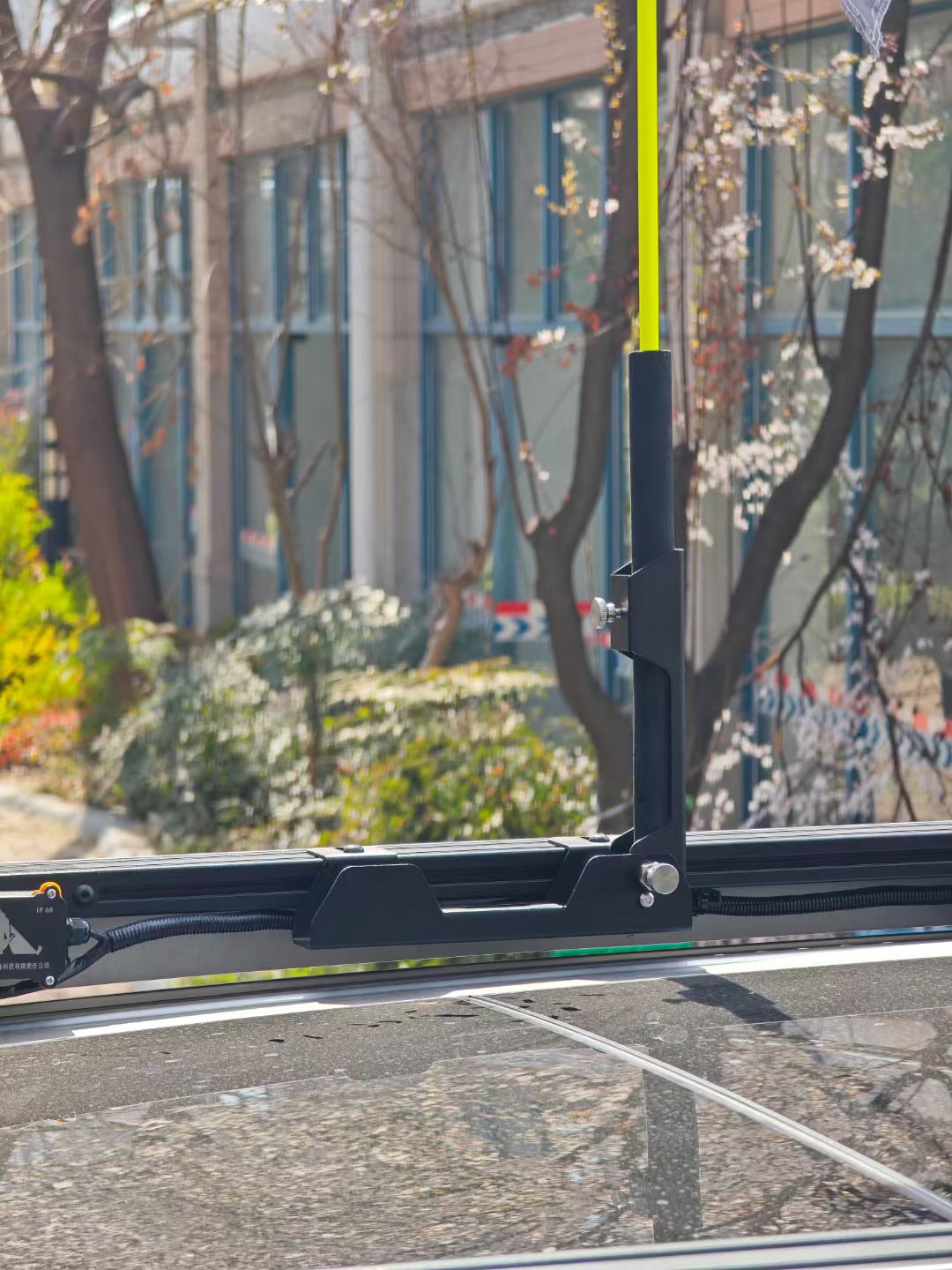 Folding Flagpole Mount