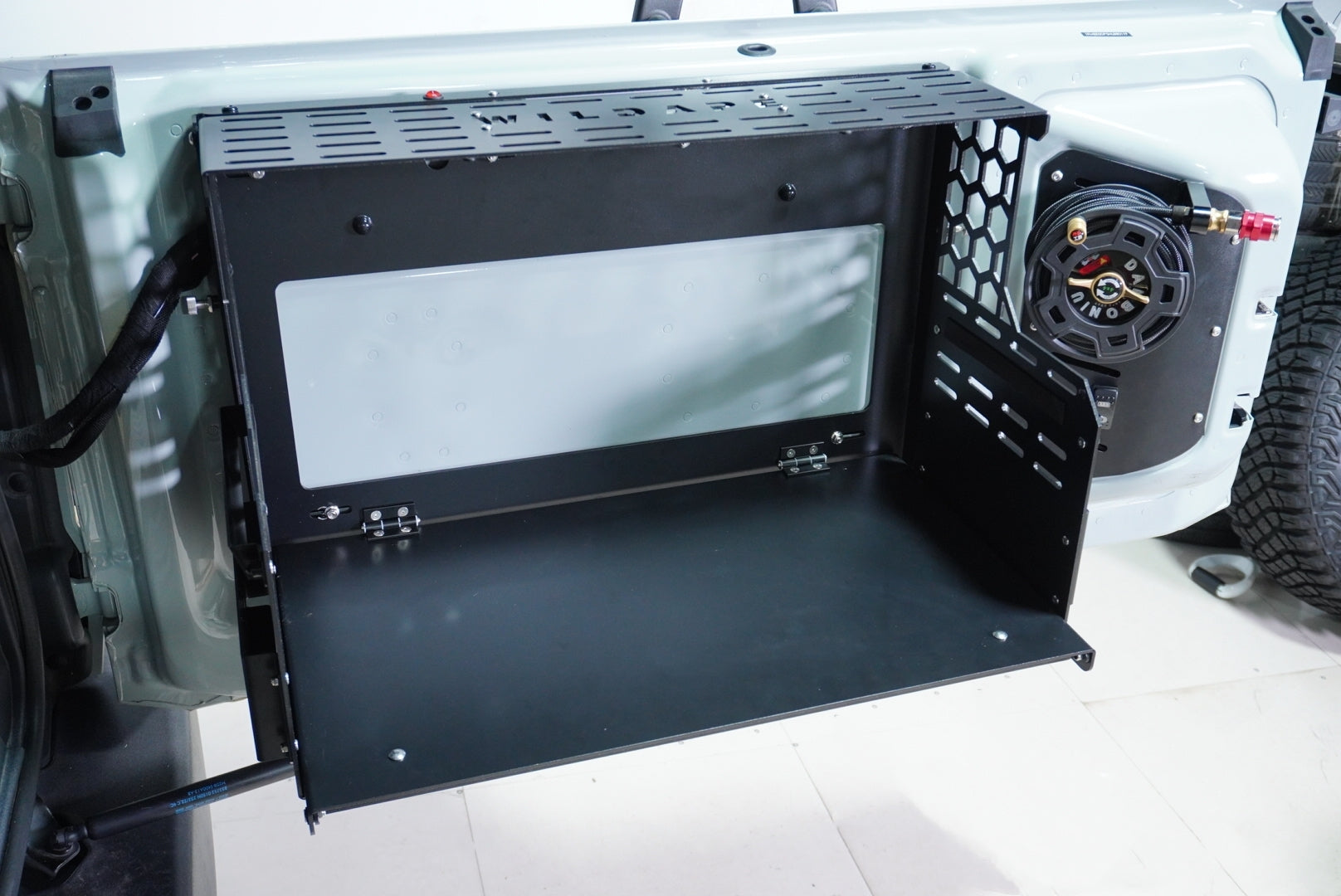 Tailgate Folding Table for Ford Bronco