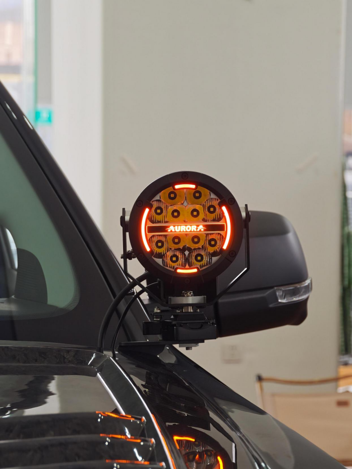 【Pre-order】5 inch Remote-Controlled Round Spotlight(a pair)