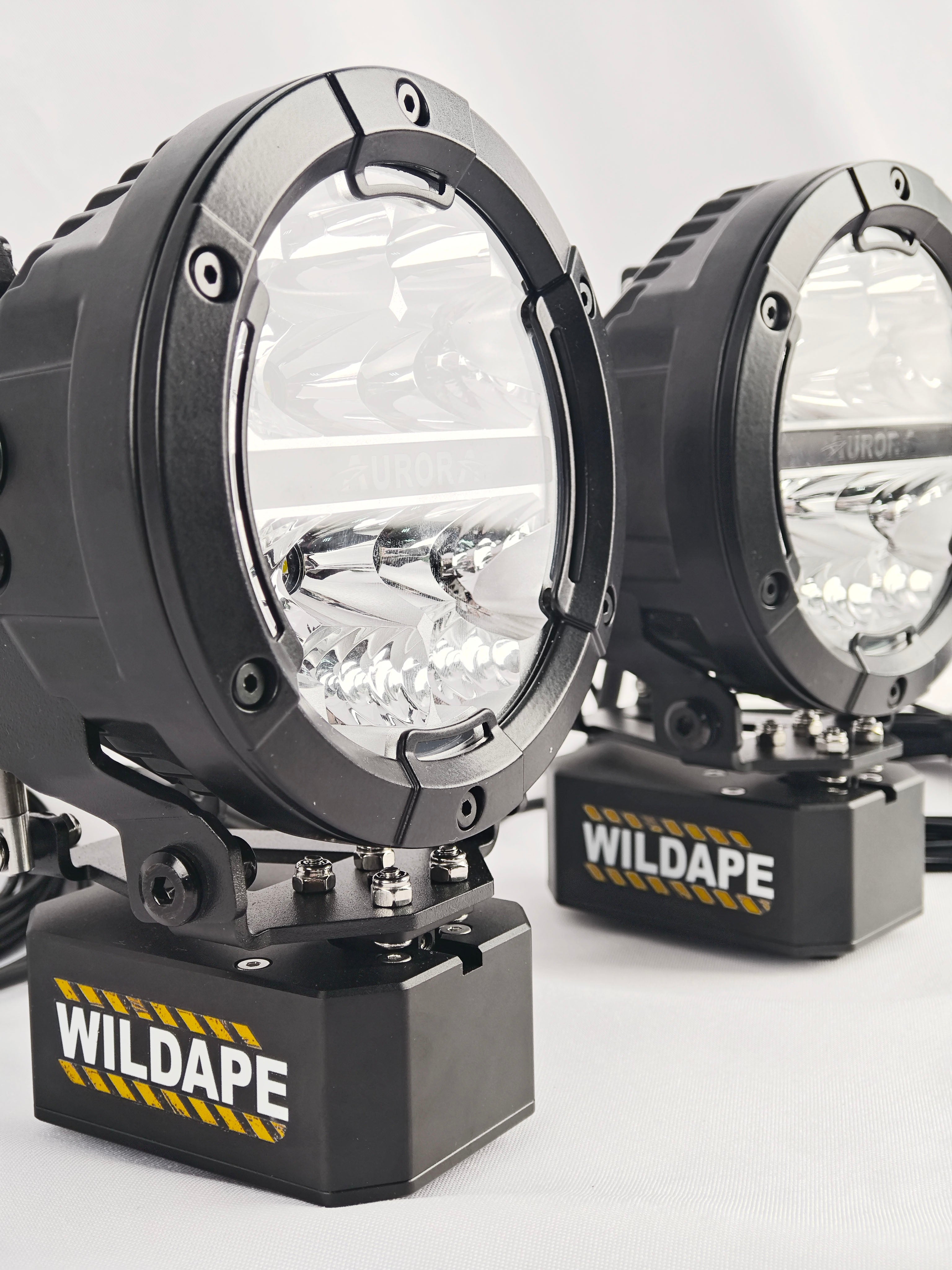 5 inch Remote-Controlled Multi-Angle Adjustable Spotlight（a pair）